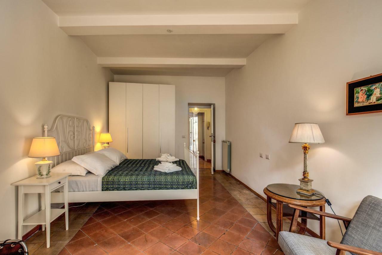 Campo Di Fiori 2 Bedroom Via Giulia Рим Экстерьер фото