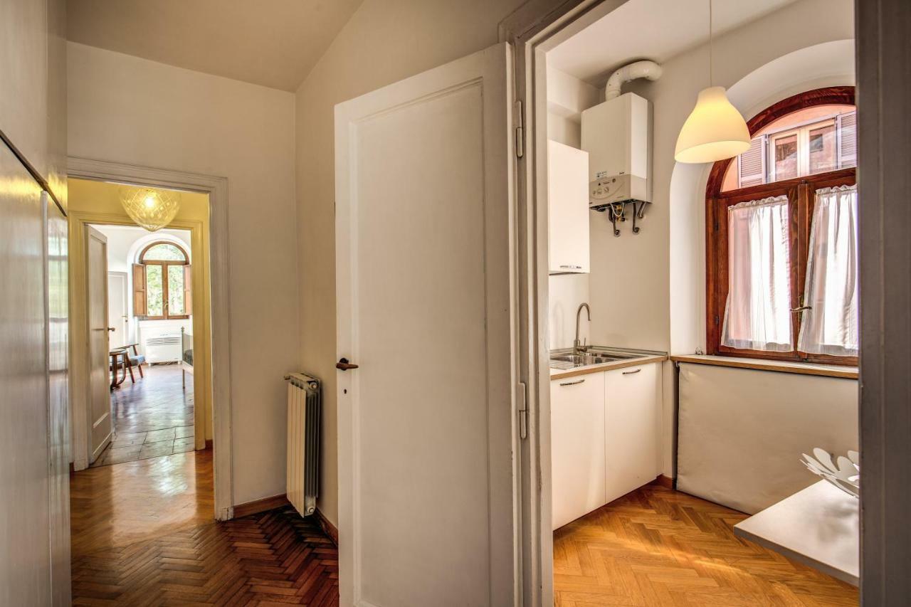 Campo Di Fiori 2 Bedroom Via Giulia Рим Экстерьер фото